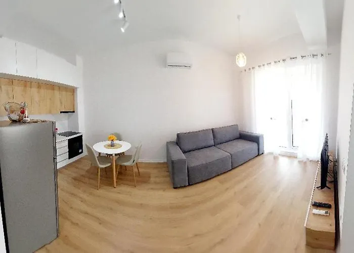 Your In Тирана